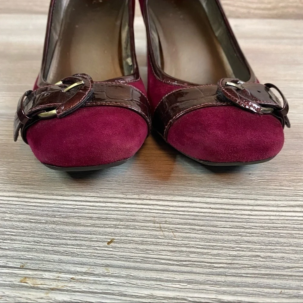 Woman’s Bandolino BDJasper suede chunky vintage look wood stacked heels size 8.5